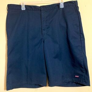 Dickies Men's Navy Blue Shorts Size 44
